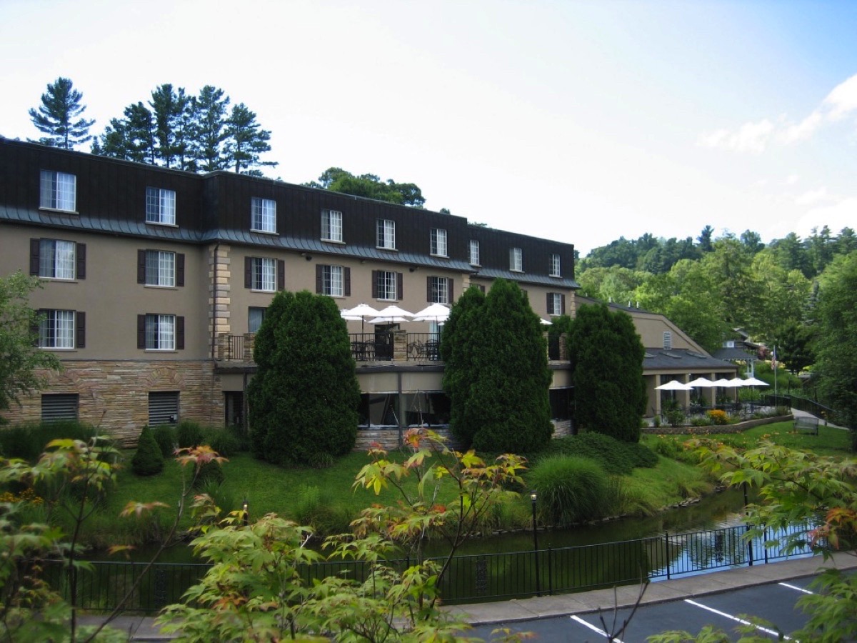 Meadowbrook Inn Blue Ridge Parkway